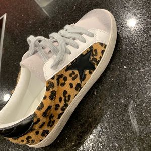 SHEIN SNEAKERS